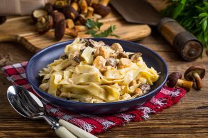 طریقه درست کردن پاستا آلفردو