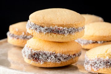طرز تهیه شیرینی آلفاژور