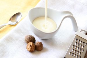 طرز تهیه سس بشامل